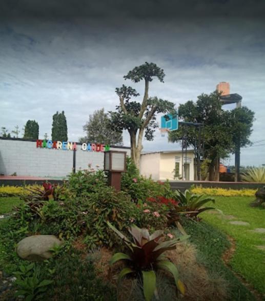 Villa Chacha At Macarena, Megamendung Exterior photo